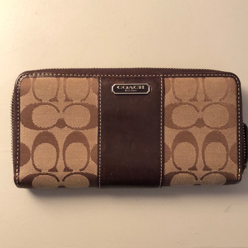 Coach Wallet - Signature Brown Stripe